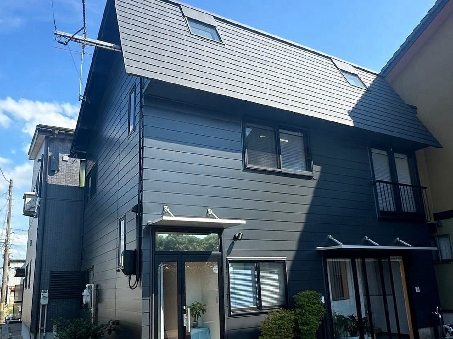 屋根・外壁を張り替えた住宅(施工後)